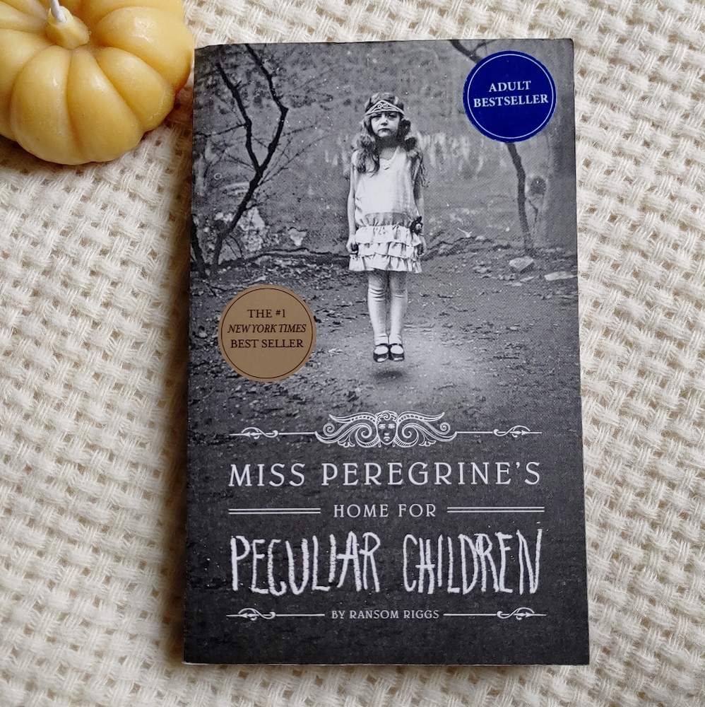 Miss Peregrine's Home for Peculiar Children Paperback Book Ransom Riggs